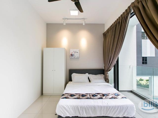Room for rent in Petaling, Alam Impian