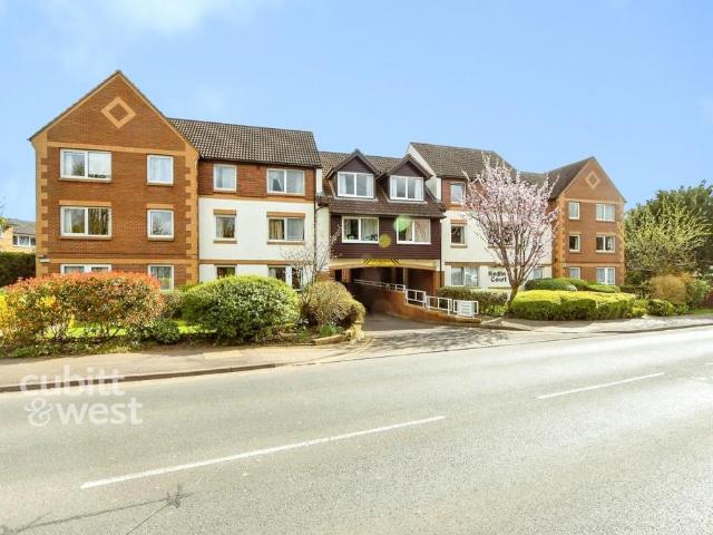Apartment for rent in Red Hill, Surrey