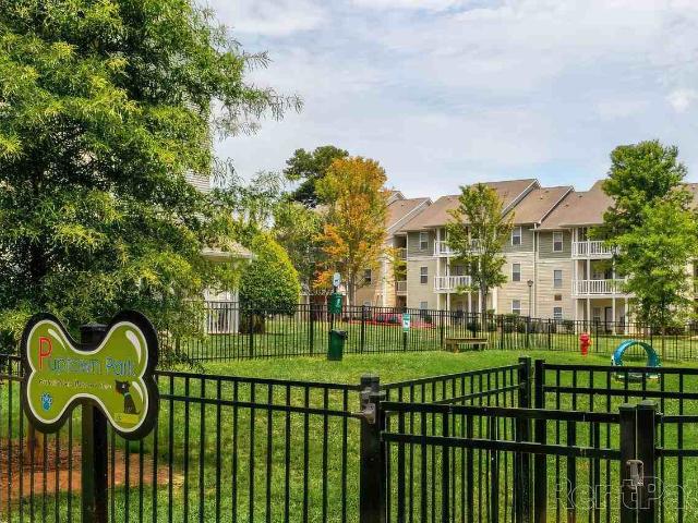 Apartment for rent in Mecklenburg, North Carolina