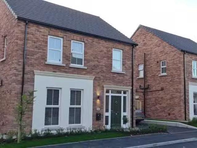 House for sale in Burnside, Ulster