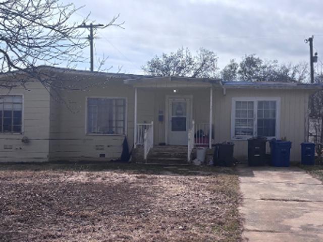House for sale in Leesville, Texas