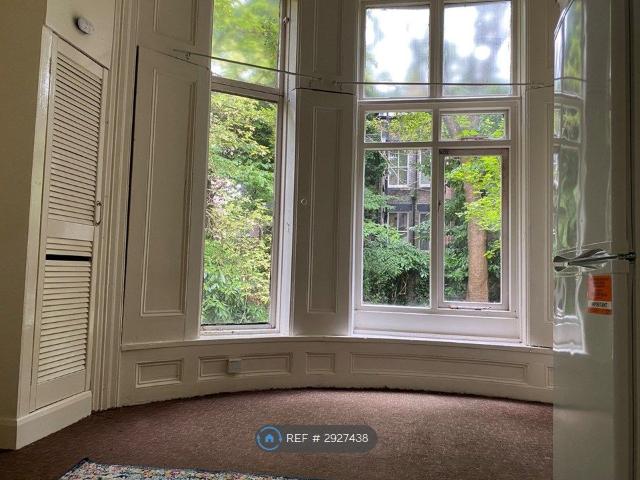 Apartment for rent in Calderstones