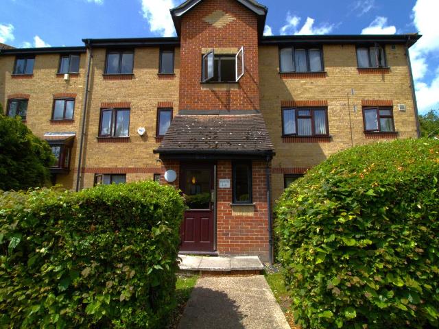 Apartment for rent in Purfleet, Essex