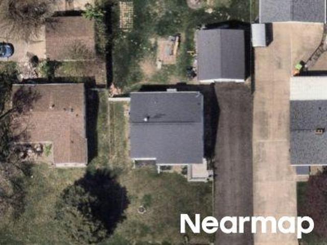 House for sale in Washington, Illinois