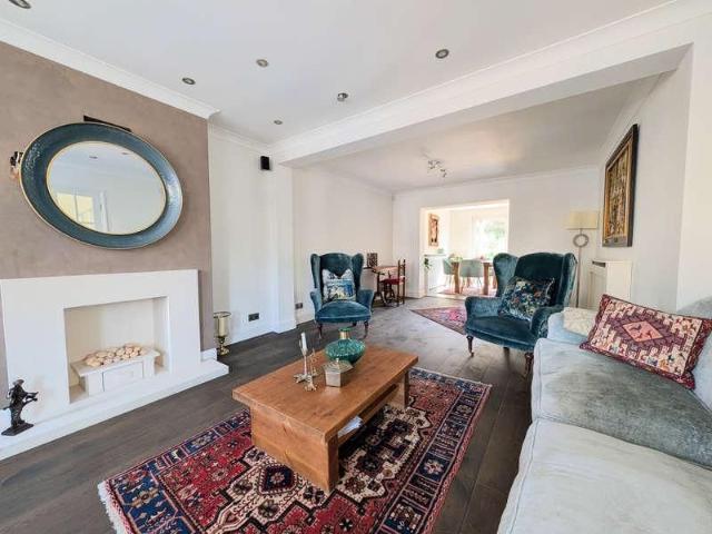 House for rent in London Borough of Barnet, Greater London