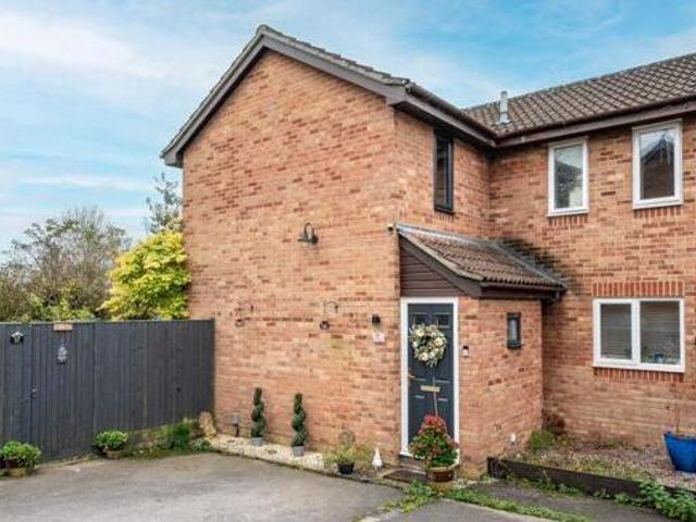 House for sale in Saxon Fields, Barton Stacey