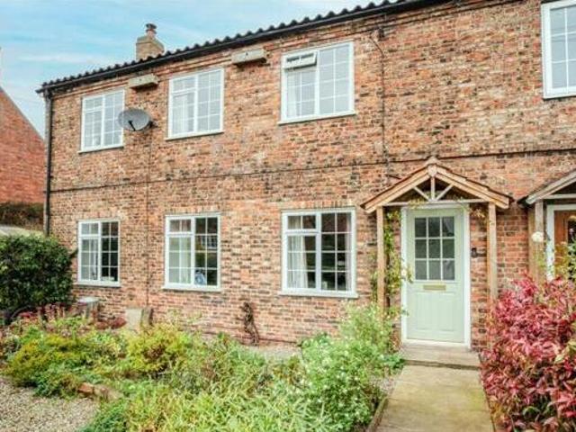 House for sale in High Field, York