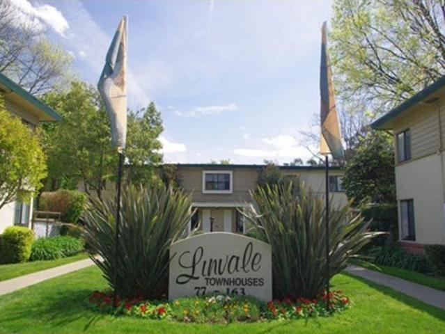 Townhouse for rent in San Leandro