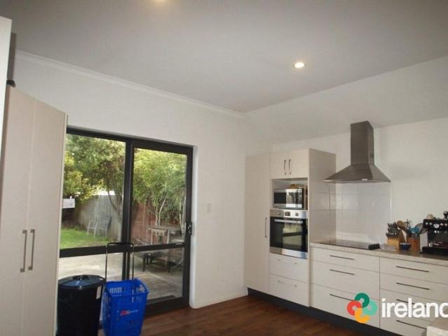 House for rent in Heathcote, Canterbury
