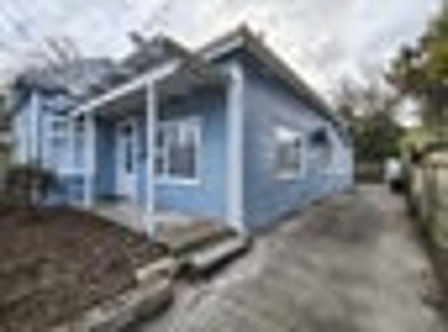 House for rent in Heathcote, Canterbury