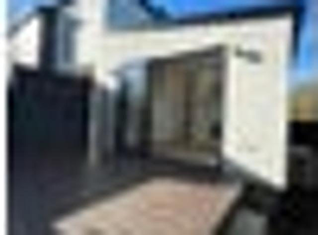 Apartment for rent in Chaslands, Canterbury
