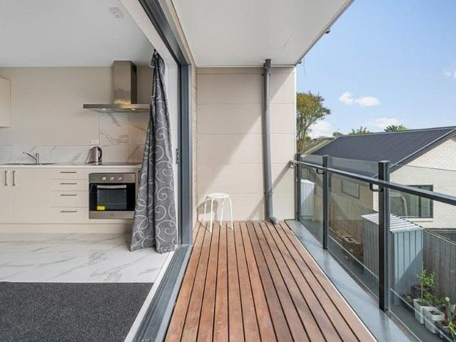 Apartment for rent in Heathcote, Canterbury