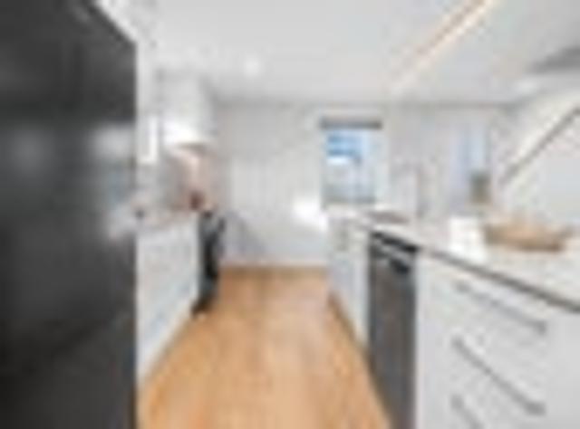 Townhouse for rent in Heathcote, Canterbury
