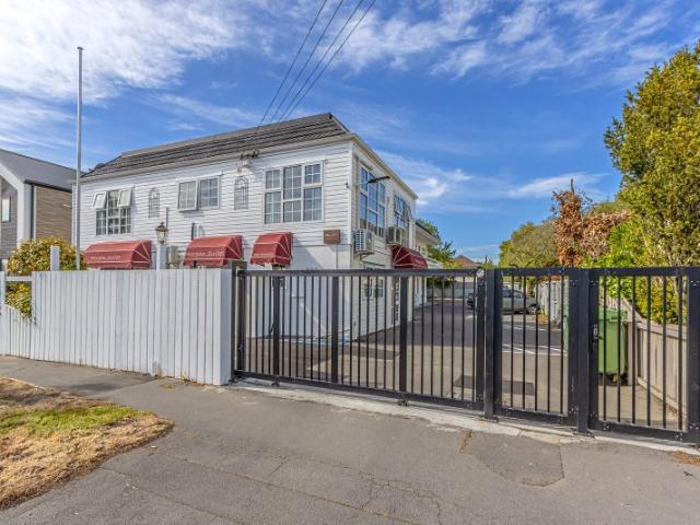 Apartment for rent in Heathcote, Canterbury