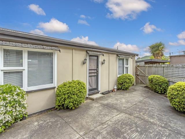 Apartment for rent in Heathcote, Canterbury
