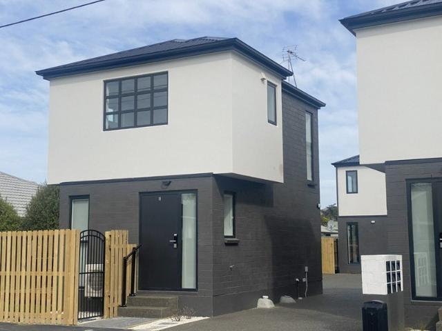 House for rent in Heathcote, Canterbury