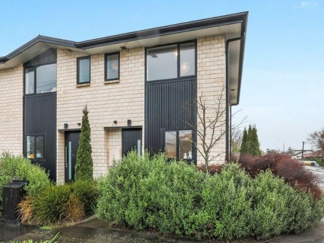 House for rent in Heathcote, Canterbury
