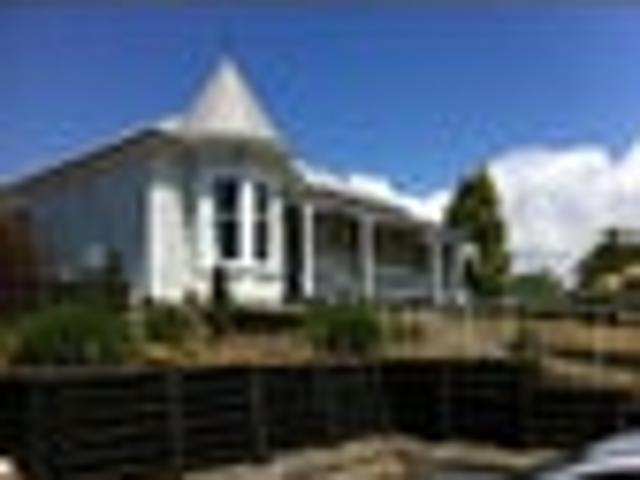 Apartment for rent in Heathcote, Canterbury