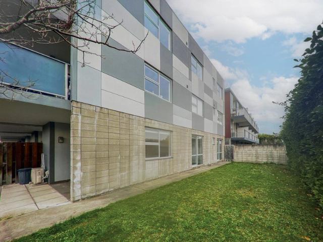 Apartment for rent in Heathcote, Canterbury