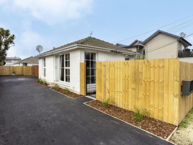 Apartment for rent in Heathcote, Canterbury