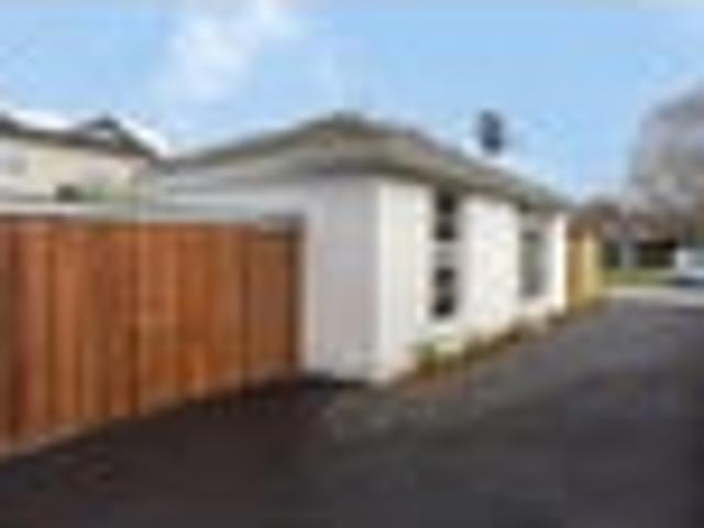 Apartment for rent in Heathcote, Canterbury