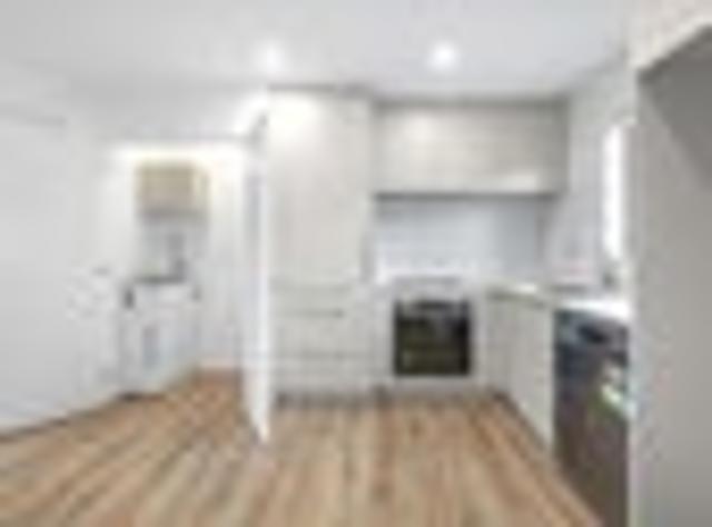 Townhouse for rent in Heathcote, Canterbury