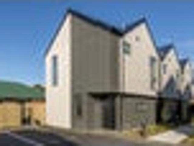 Apartment for rent in Heathcote, Canterbury