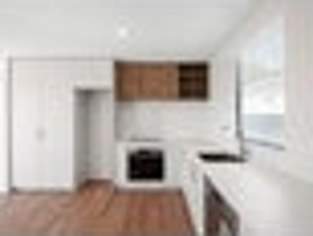 Townhouse for rent in Linwood, Linwood-Central-Heathcote Community