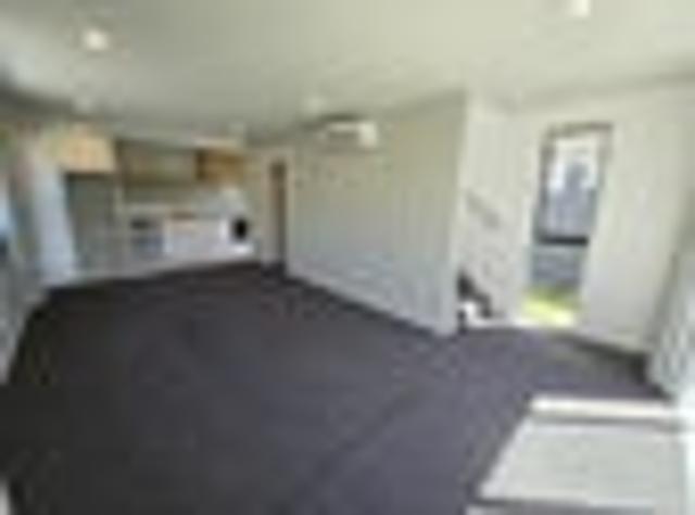 Townhouse for rent in Linwood, Linwood-Central-Heathcote Community