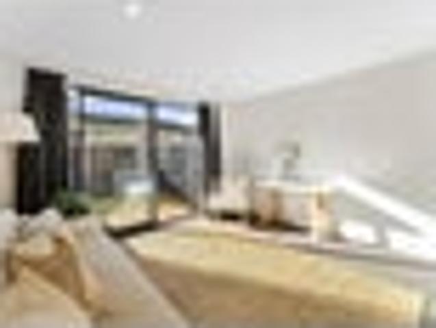 Townhouse for rent in Heathcote, Canterbury