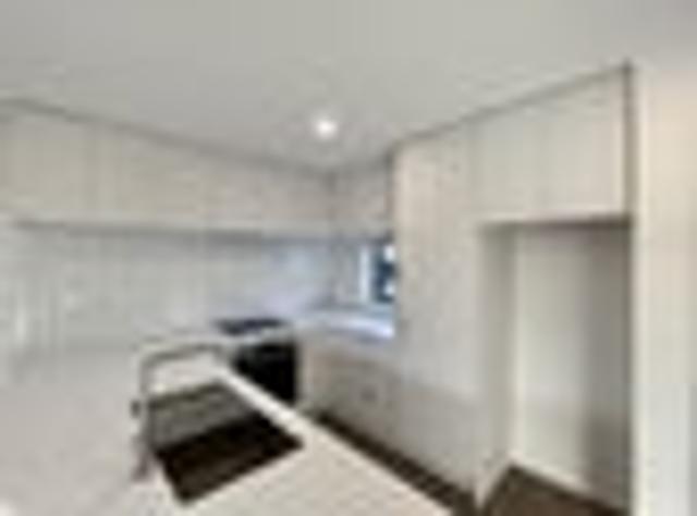 Townhouse for rent in Heathcote, Canterbury