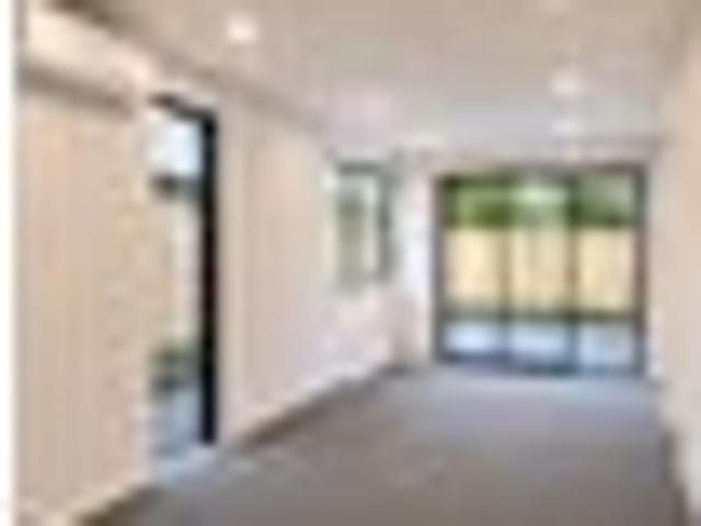 Townhouse for rent in Heathcote, Canterbury