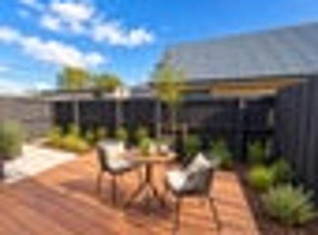 Townhouse for rent in Linwood, Linwood-Central-Heathcote Community
