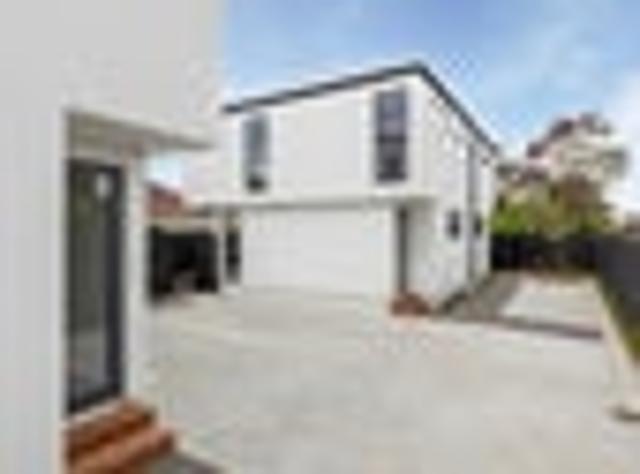 Townhouse for rent in Linwood, Linwood-Central-Heathcote Community