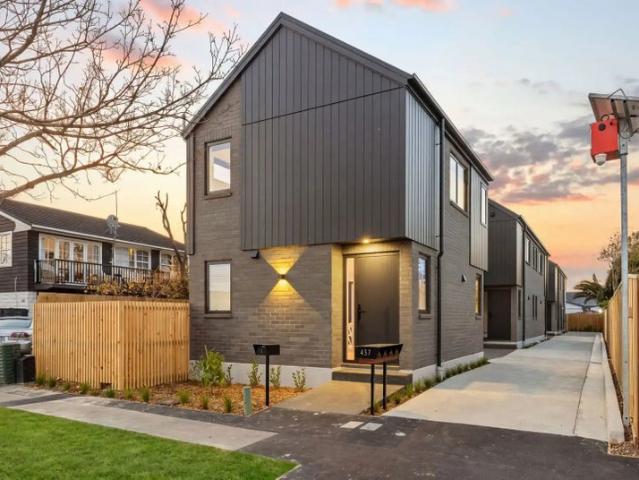 House for rent in Heathcote, Canterbury