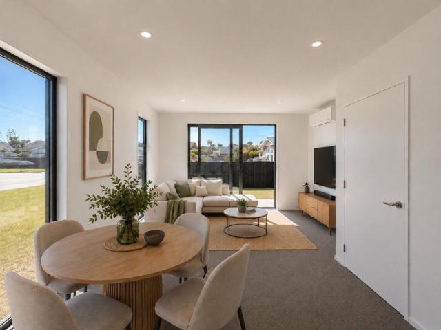 House for rent in Chaslands, Canterbury