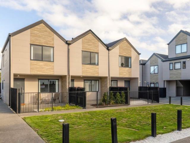 House for rent in Heathcote, Canterbury