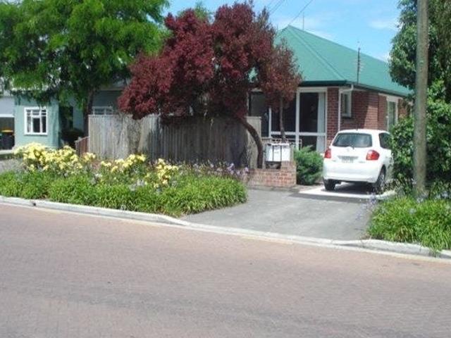 Apartment for rent in Heathcote, Canterbury