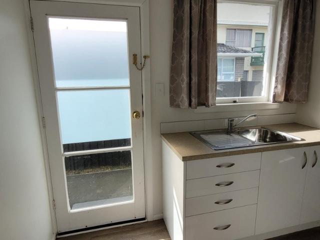 Apartment for rent in Heathcote, Canterbury