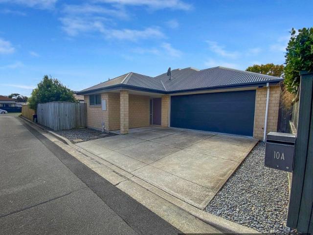 House for rent in Heathcote, Canterbury