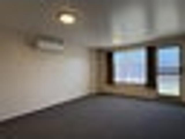 Apartment for rent in Heathcote, Canterbury