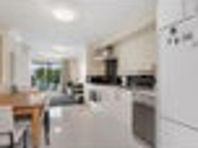 Apartment for rent in Heathcote, Canterbury