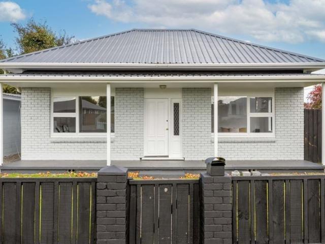 Apartment for rent in Heathcote, Canterbury