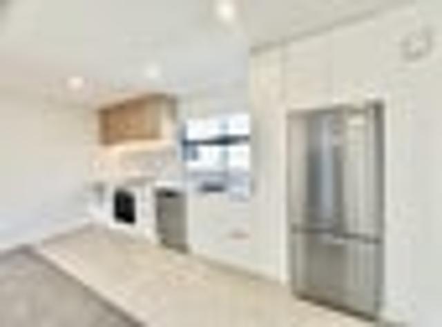 Townhouse for rent in Heathcote, Canterbury