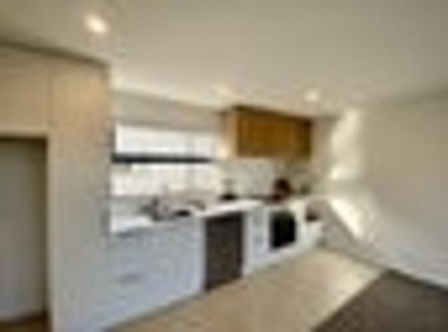 Townhouse for rent in Heathcote, Canterbury