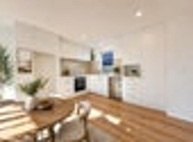 Townhouse for rent in Heathcote, Canterbury