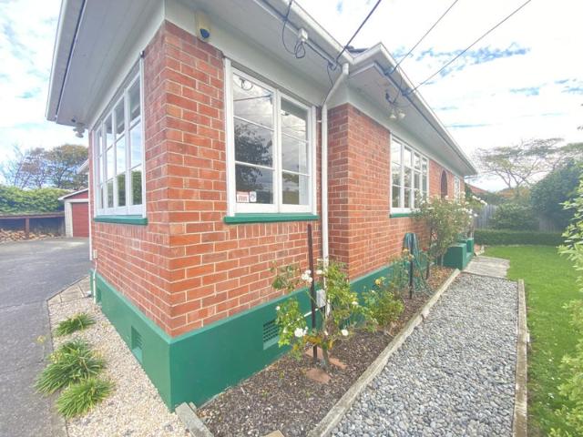 House for rent in Chaslands, Canterbury
