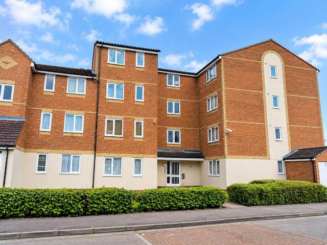 Studio for rent in Carterhatch, Greater London