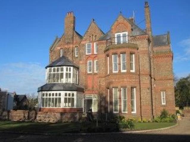 House for rent in Calderstones