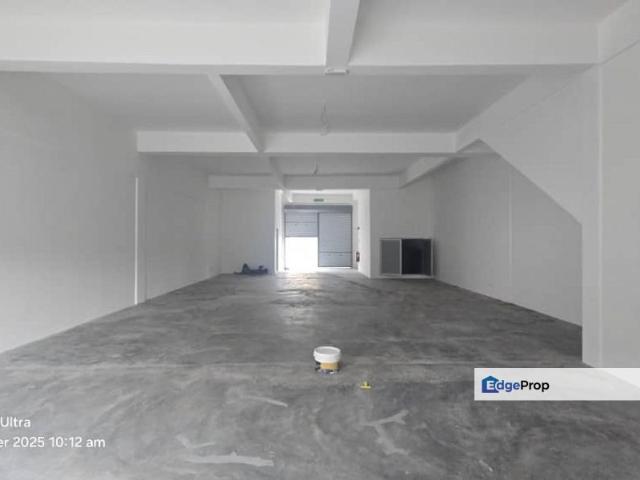 Warehouse for rent in Langat, Selangor